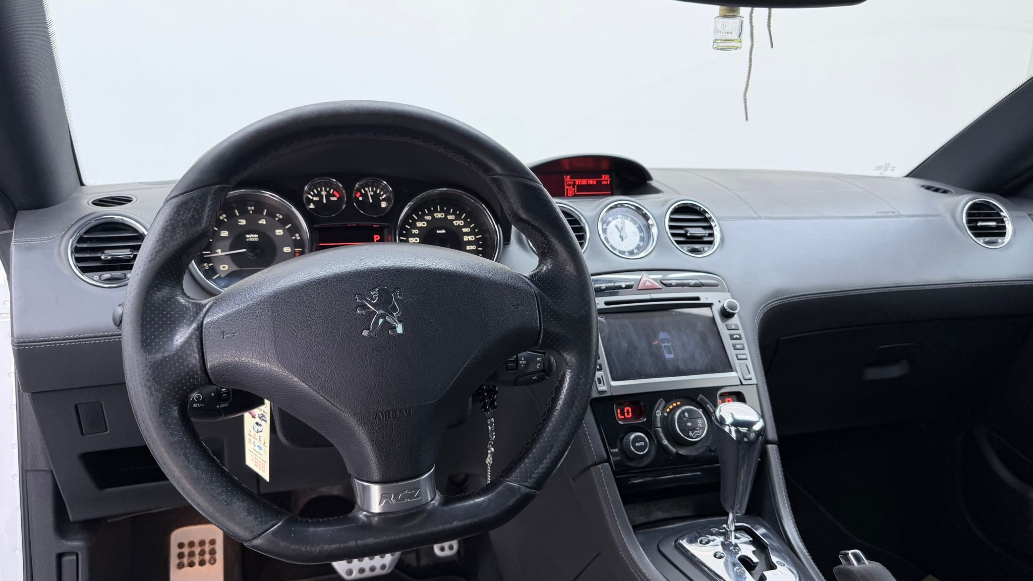 PEUGEOT RCZ 7